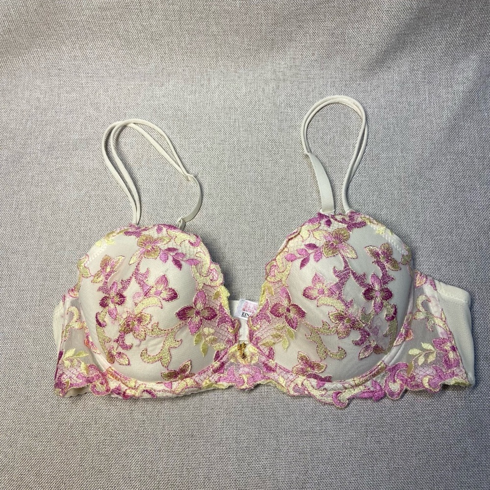 Underwired Bra EIN ‘S International Andre Kim. Size 85B